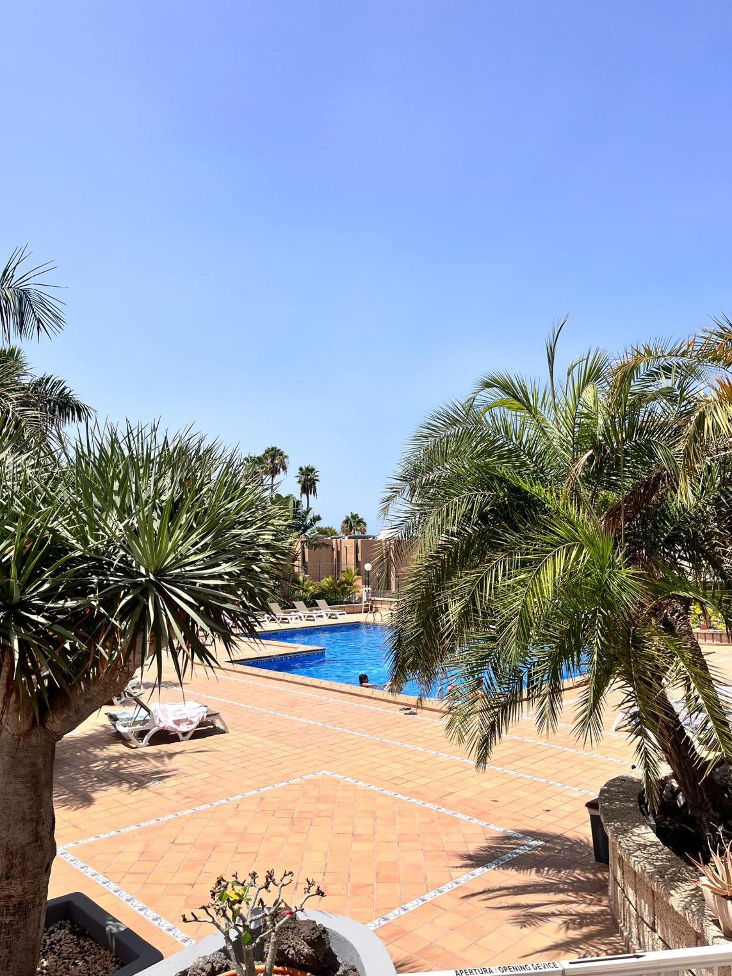 Beach House Apartment 아데제 외부 사진